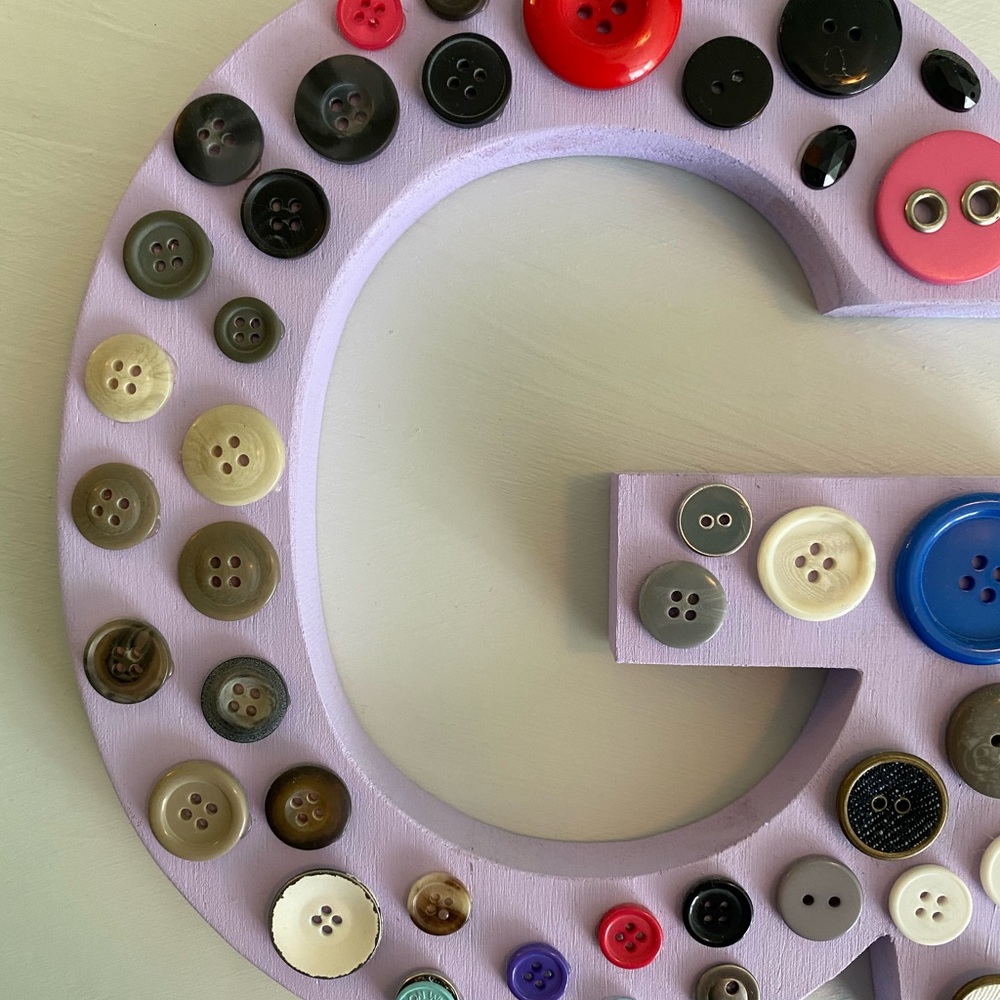 Handmade Button G - Picture 4 of 6